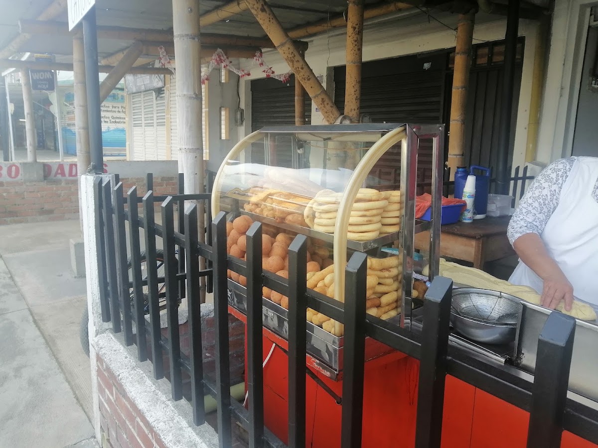 Hojaldras Y Fritos La Deliciosa