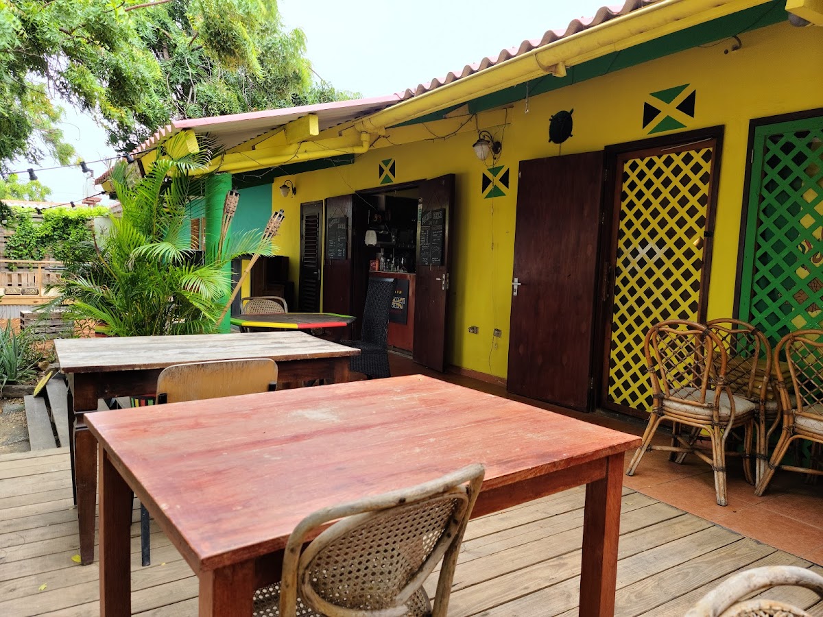 IRIE Jamaican Cuisine Bonaire