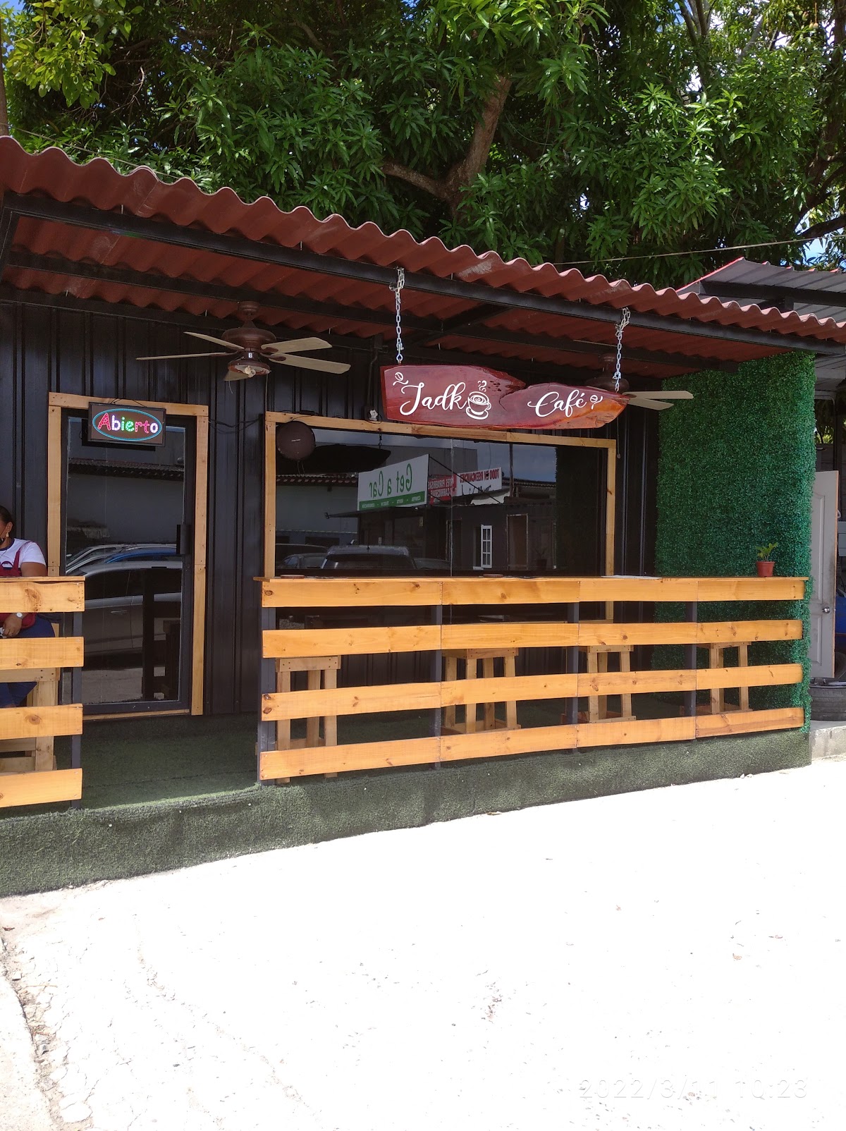 JADK CAFEo