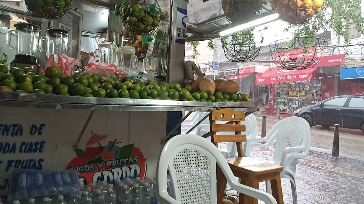 Jugos y frutas el gordo