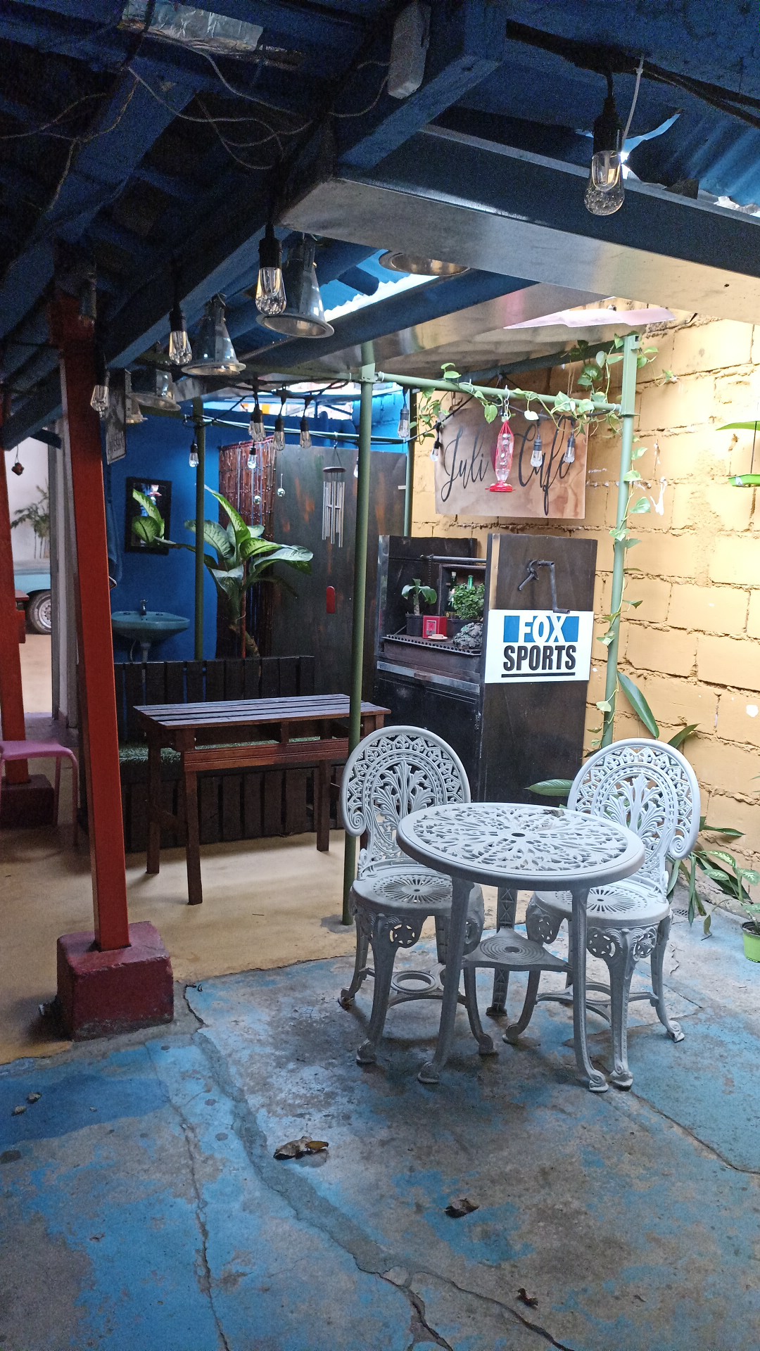 Juli Cafe