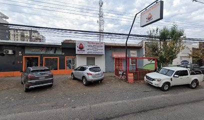 Kazu Gelateria & Cafetería