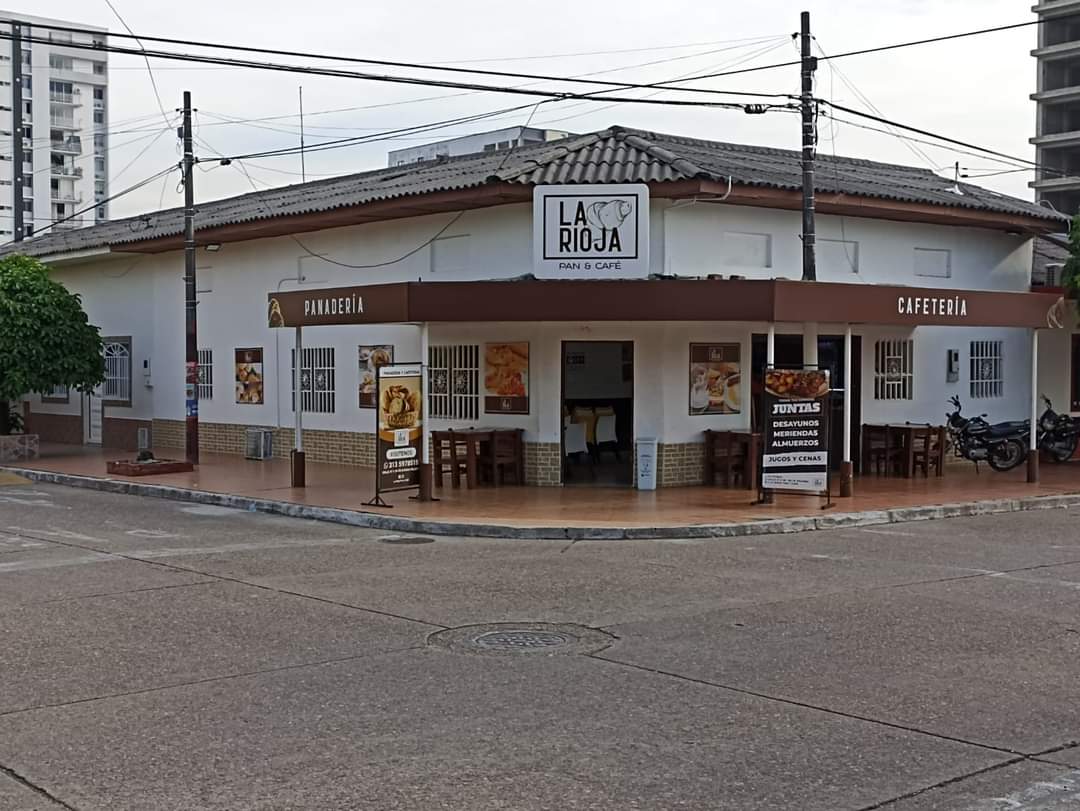 LA RIOJA PAN & CAFE