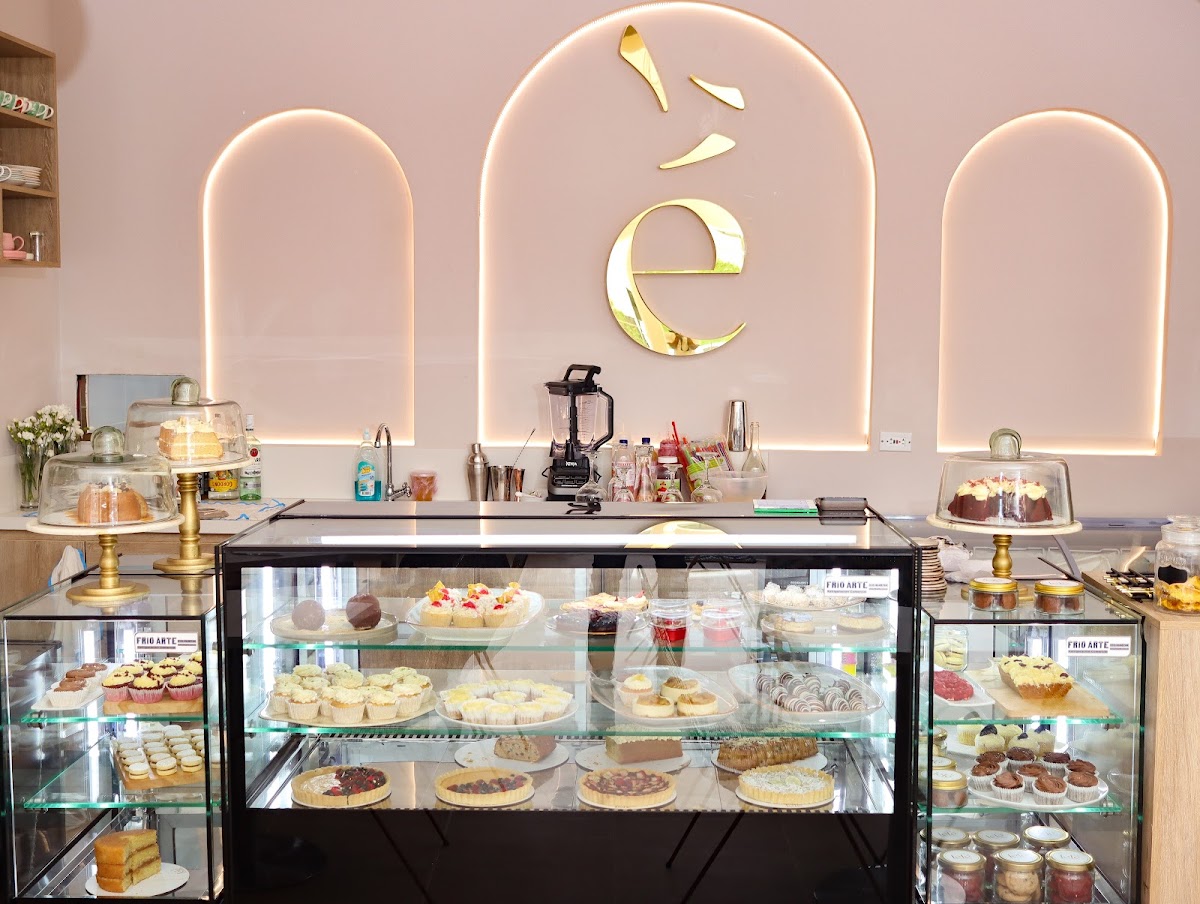 LELE REPOSTERIA & CAFE