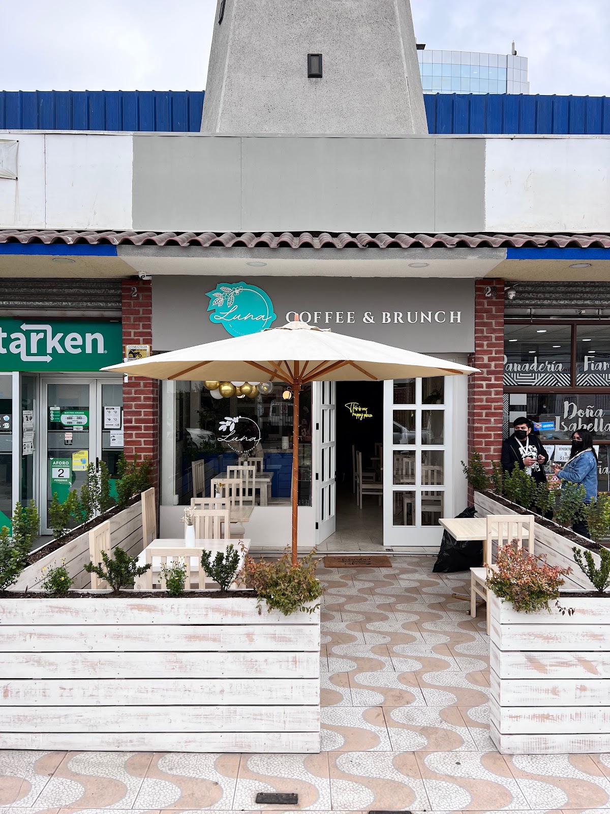 LUNA COFFEE & BRUNCH