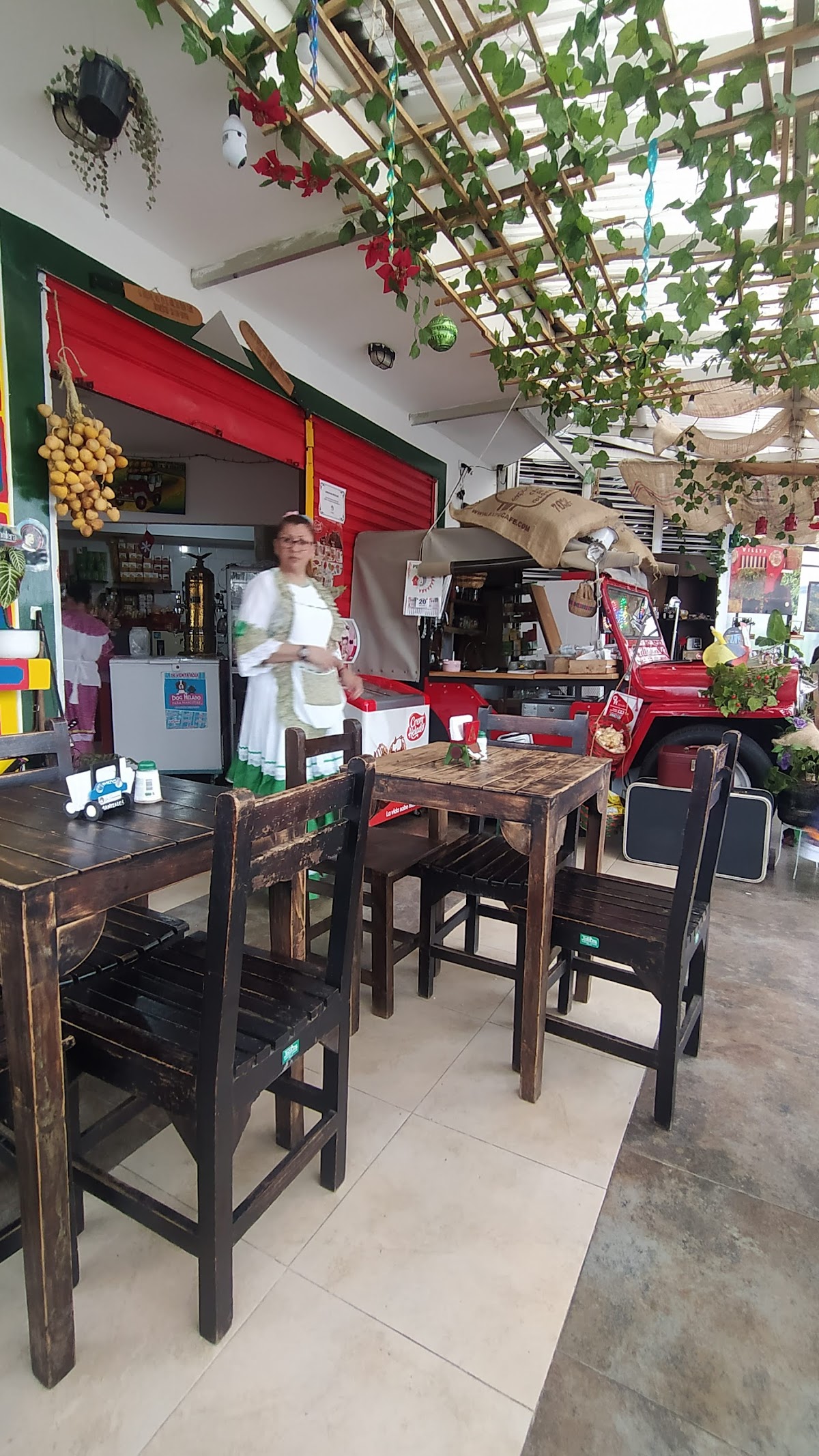 La Chapolera (Café Zafiro)