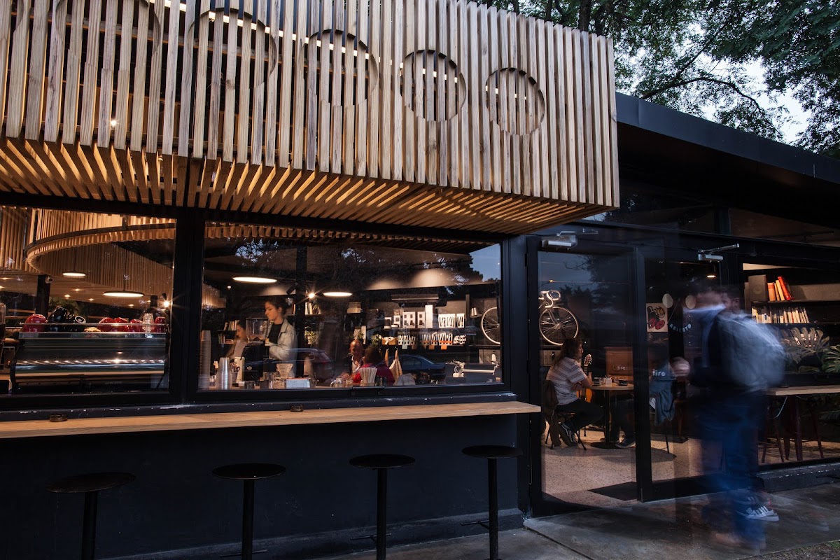 La Madriguera Café