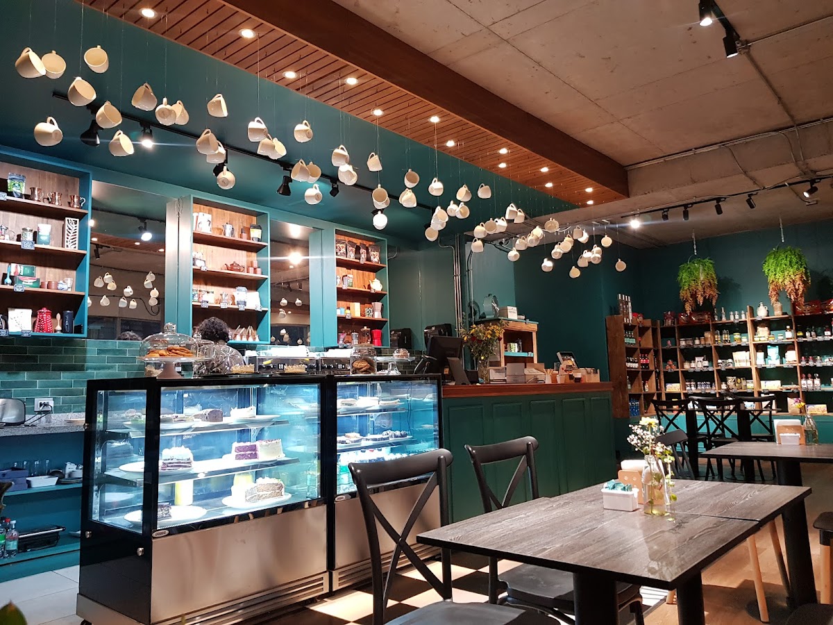 La Riviera cafetería y rincón Gourmet