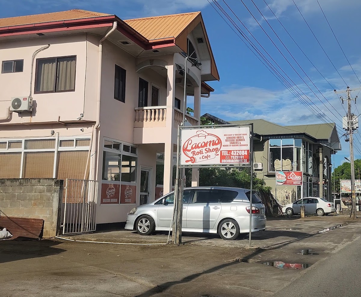 Lacomo Roti Shop & Cafe
