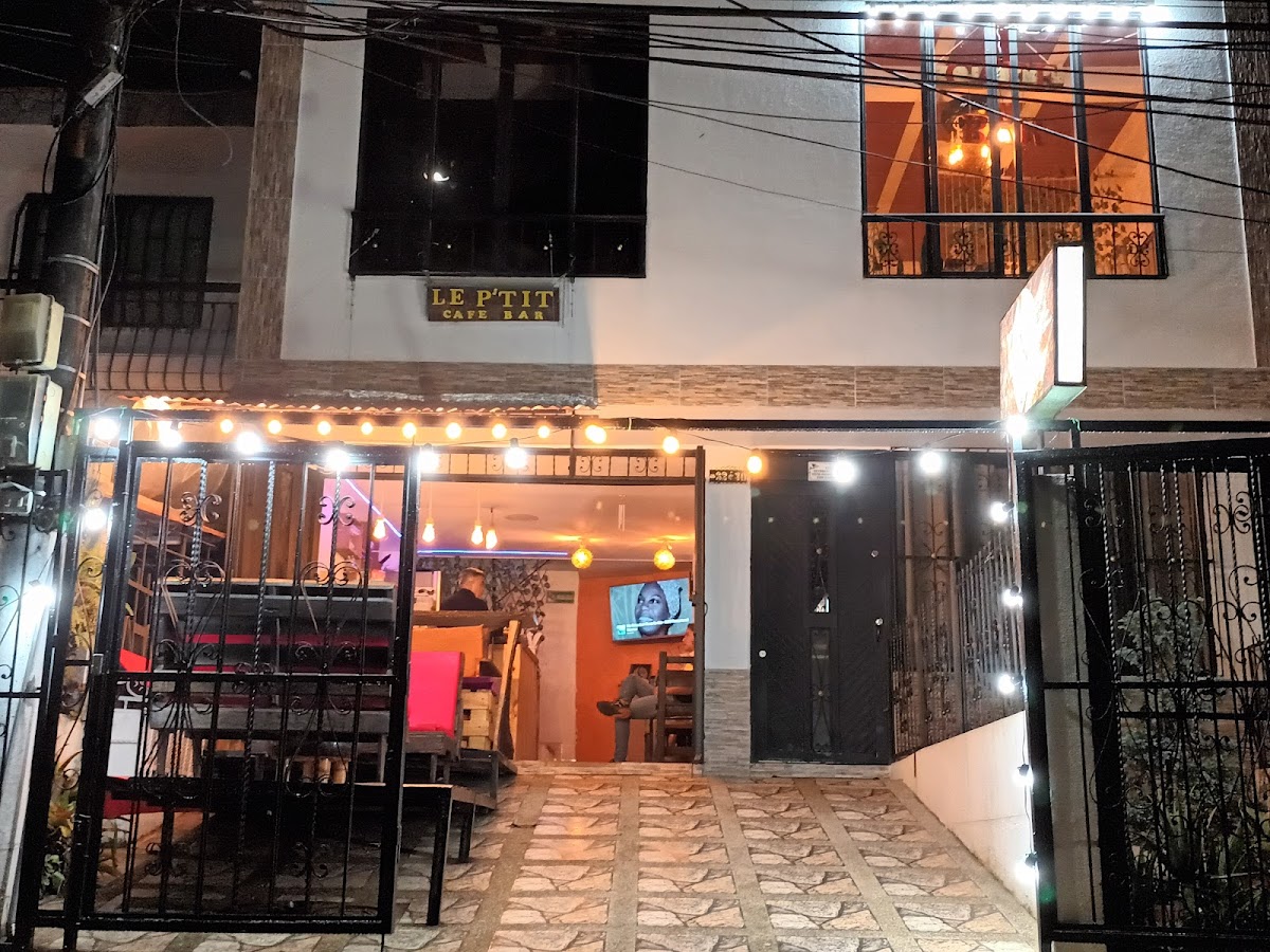Le P'tit Cafe-bar