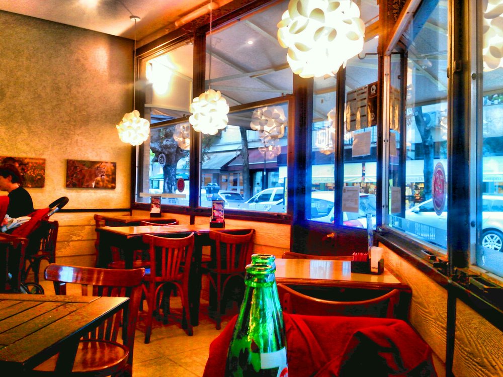 Los Pumas Cafe