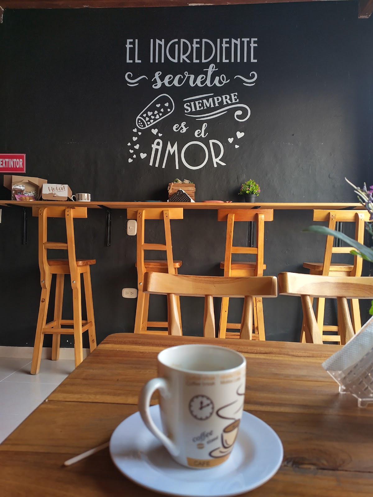 Lucy's Cafe