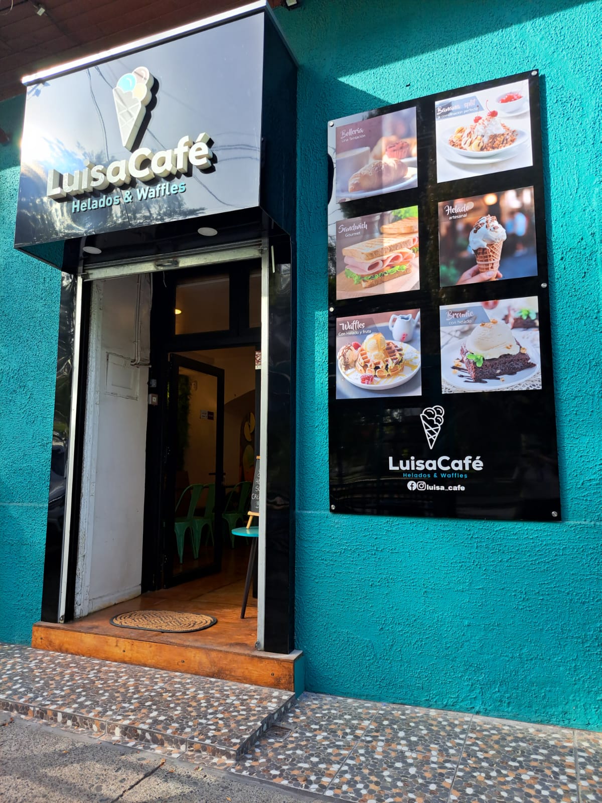 Luisa Cafe Helados y Waffles