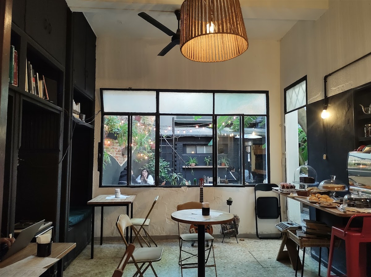 MACOCO Café