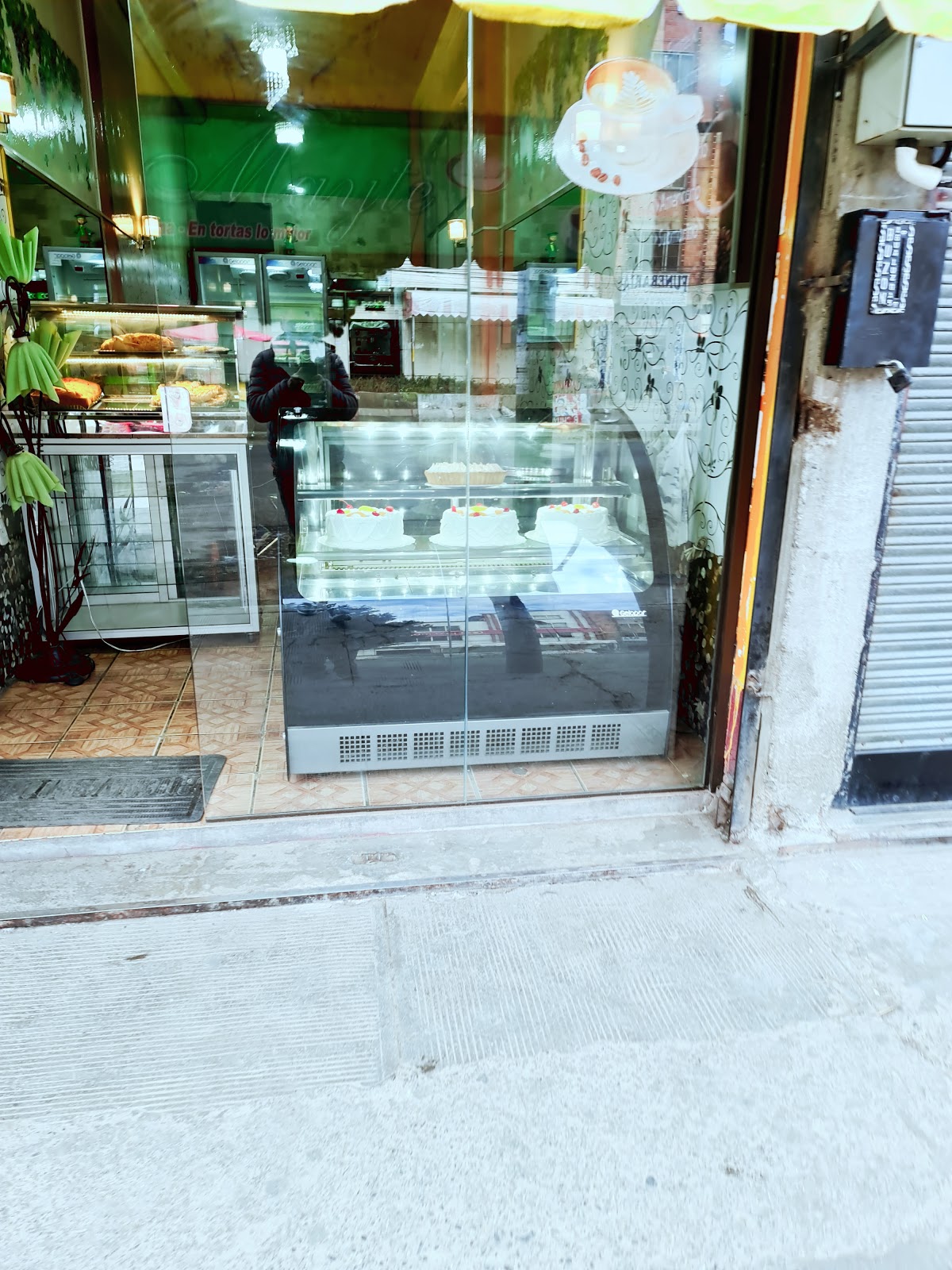 MAYTE, Pastelería y Cafetería