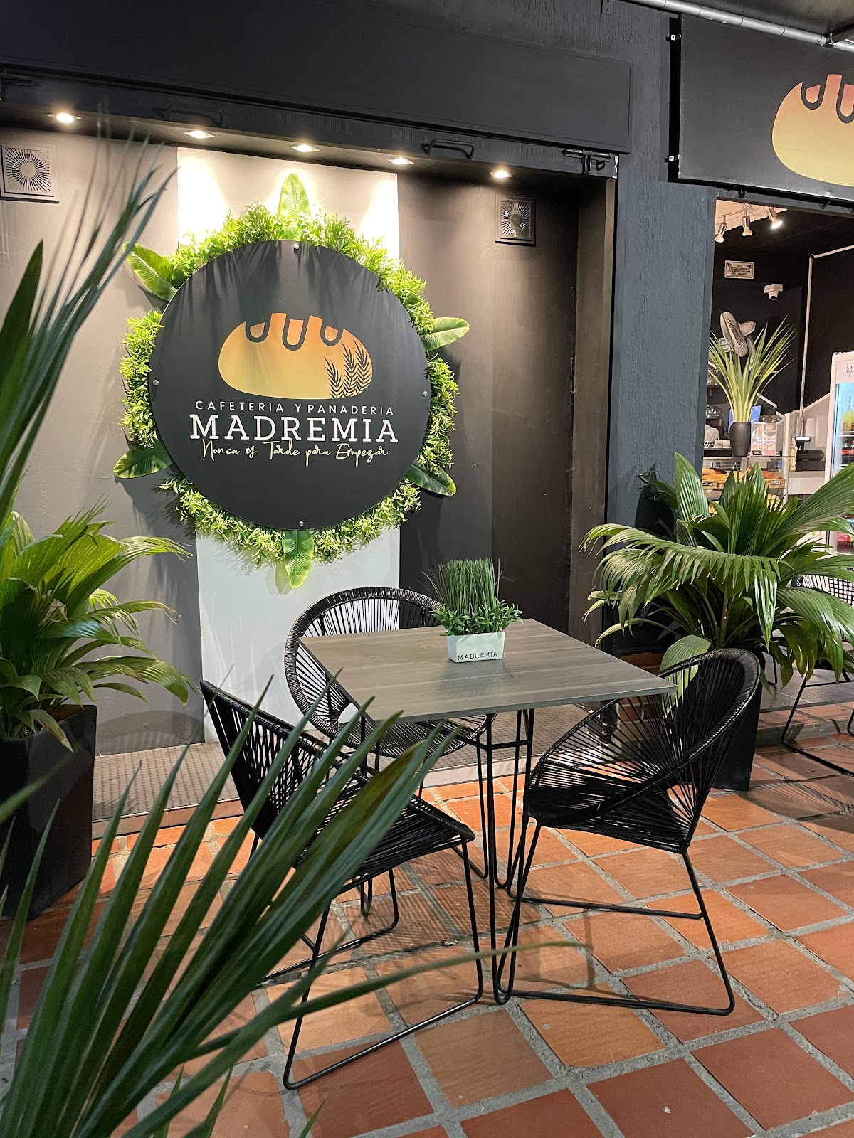 Madremia Brunch Café
