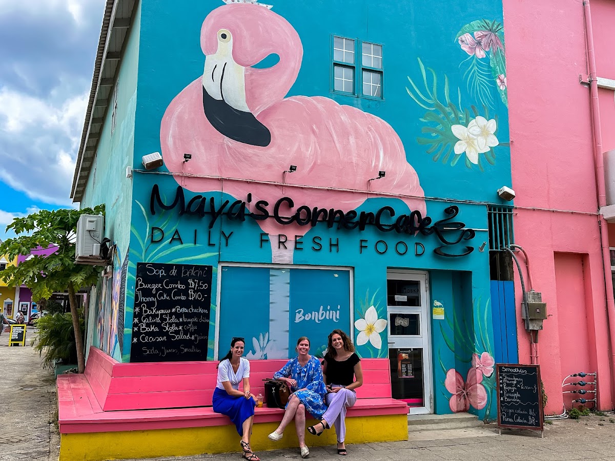 Maya’s Corner Cafe