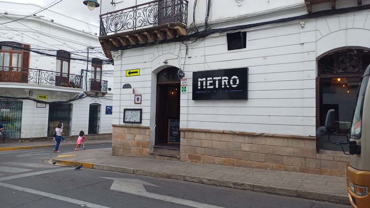 Metro Café