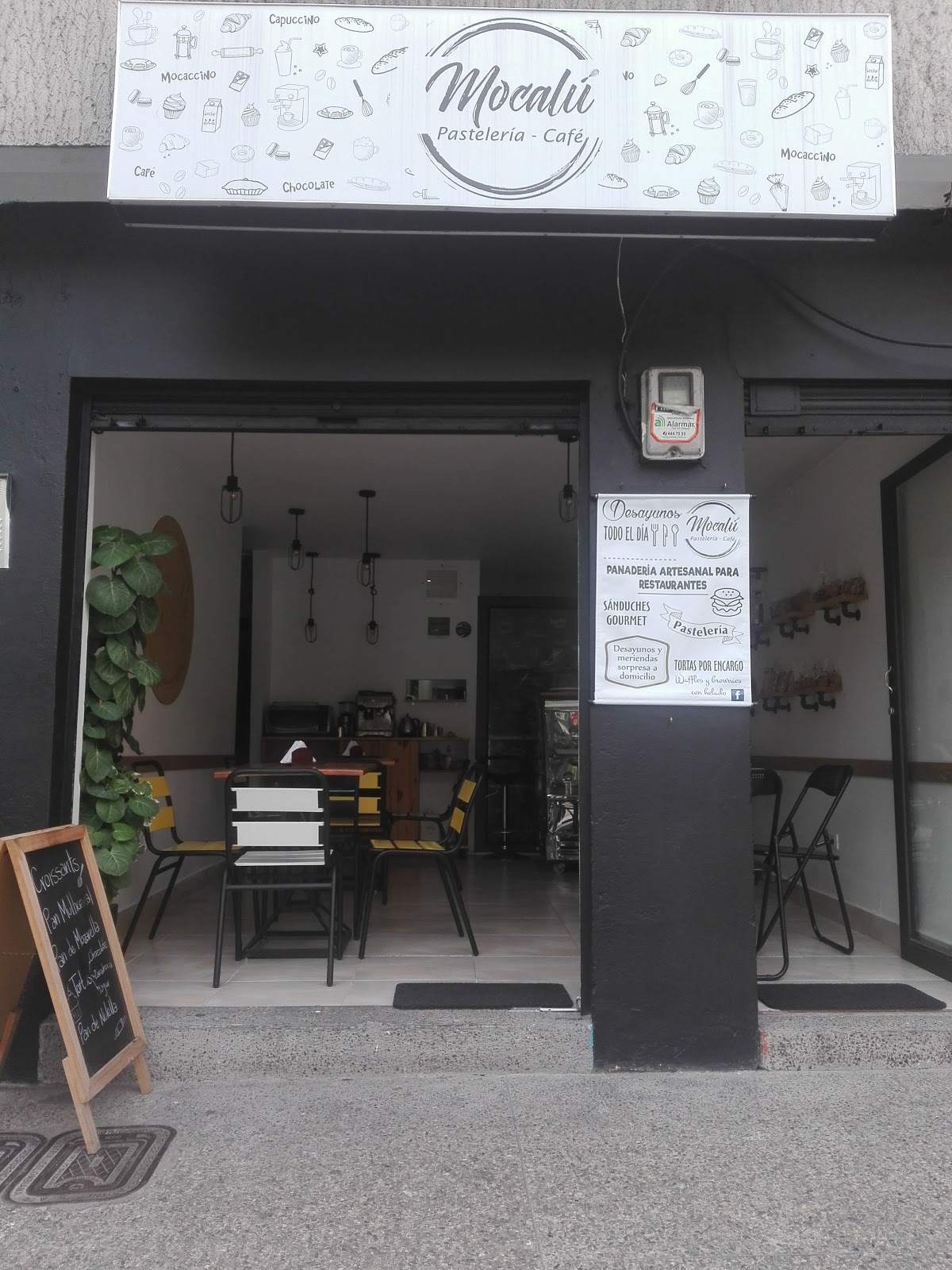Mocalú Pastelería y Café