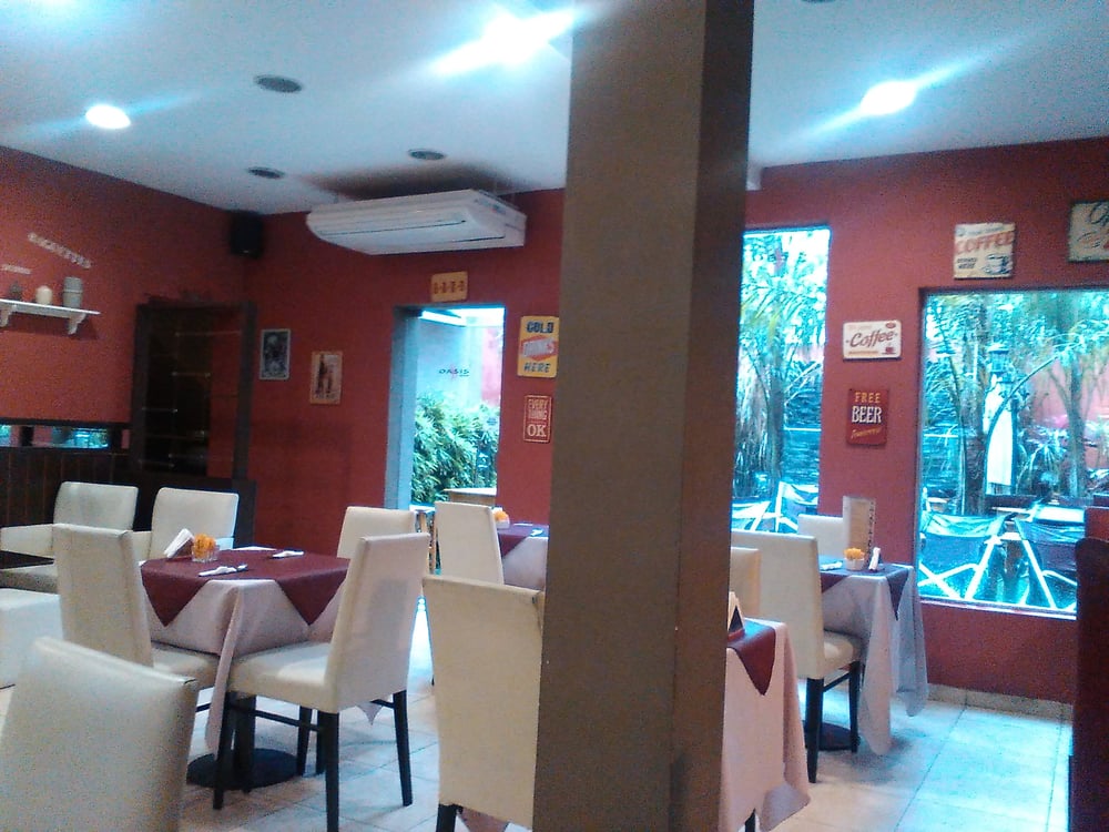 Oasis Resto Cafe