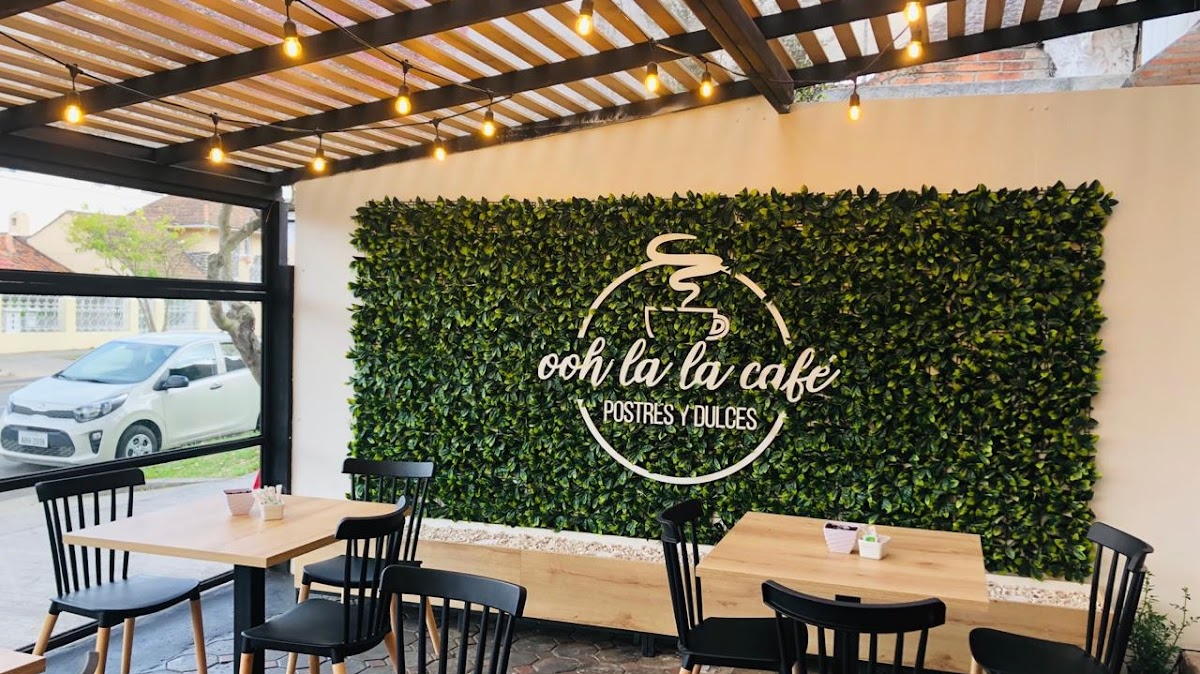 Ooh la la café