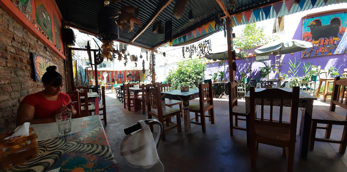 PEPIRA Cafe & restó