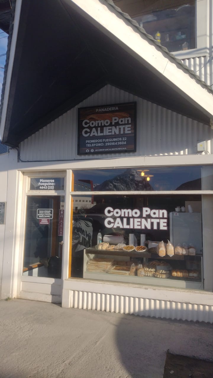 Panaderia Como Pan Caliente Sucursal Pioneros Fueguinos