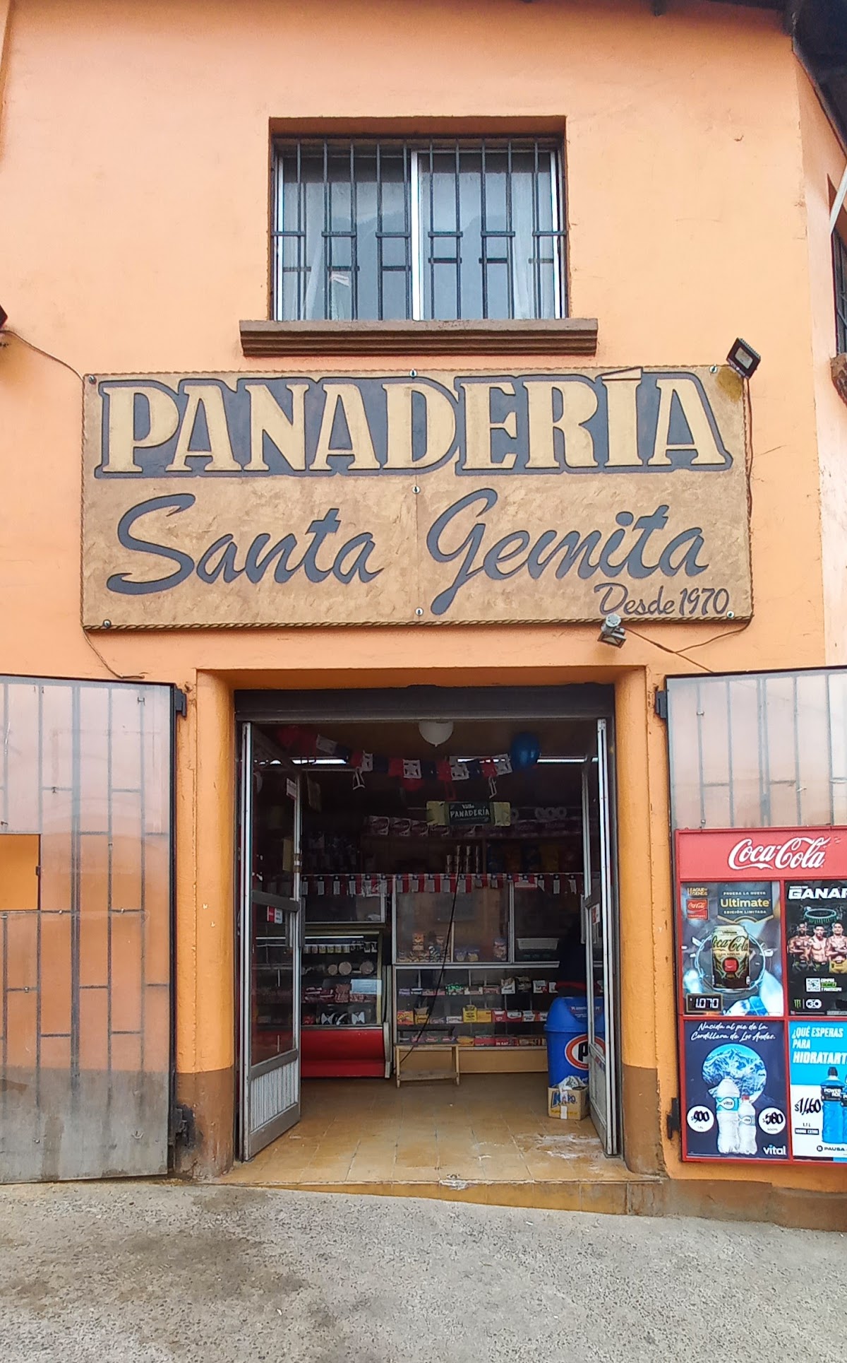 Panaderia Santa Gemita