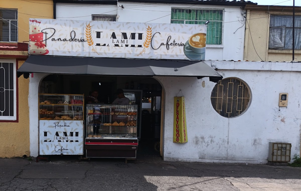 Panadería y Cafetería LAMI