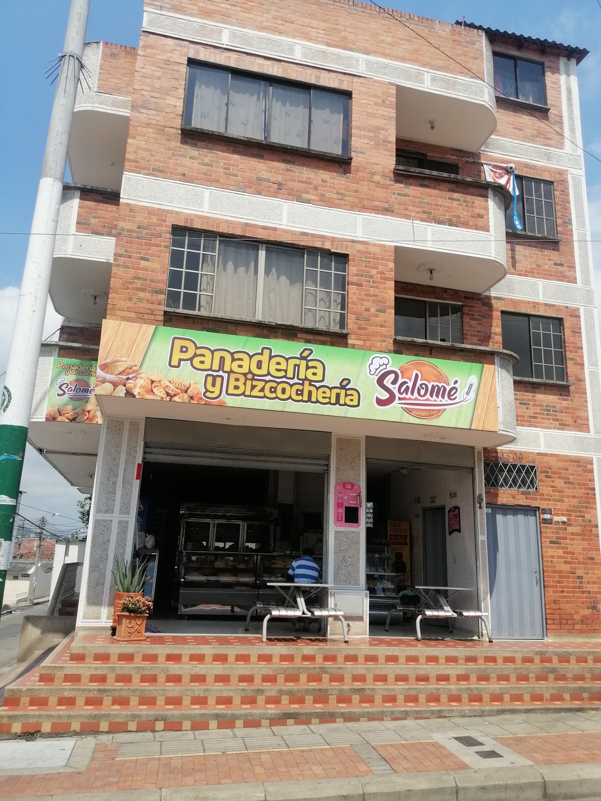 Panaderia y bizcocheria salomé