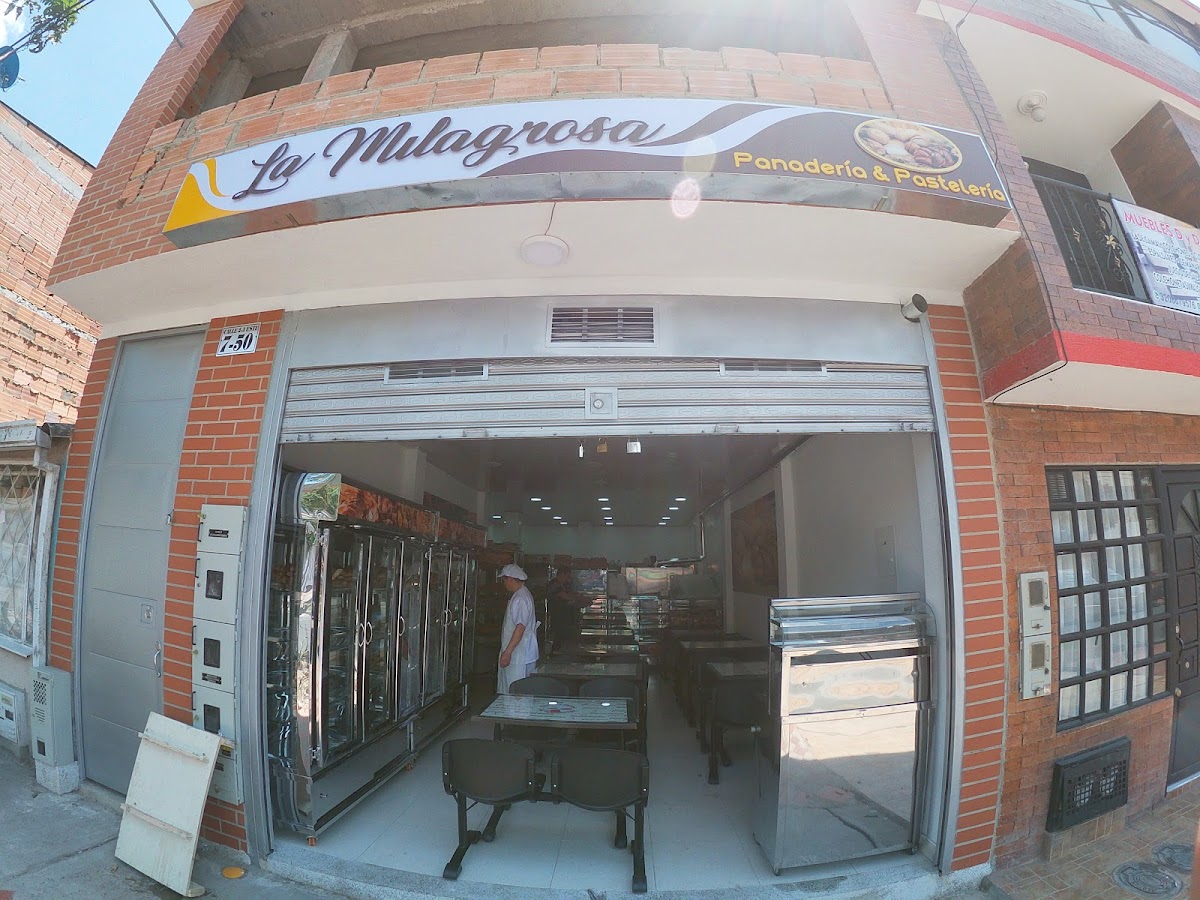 Panaderia y pasteleria la milagrosa