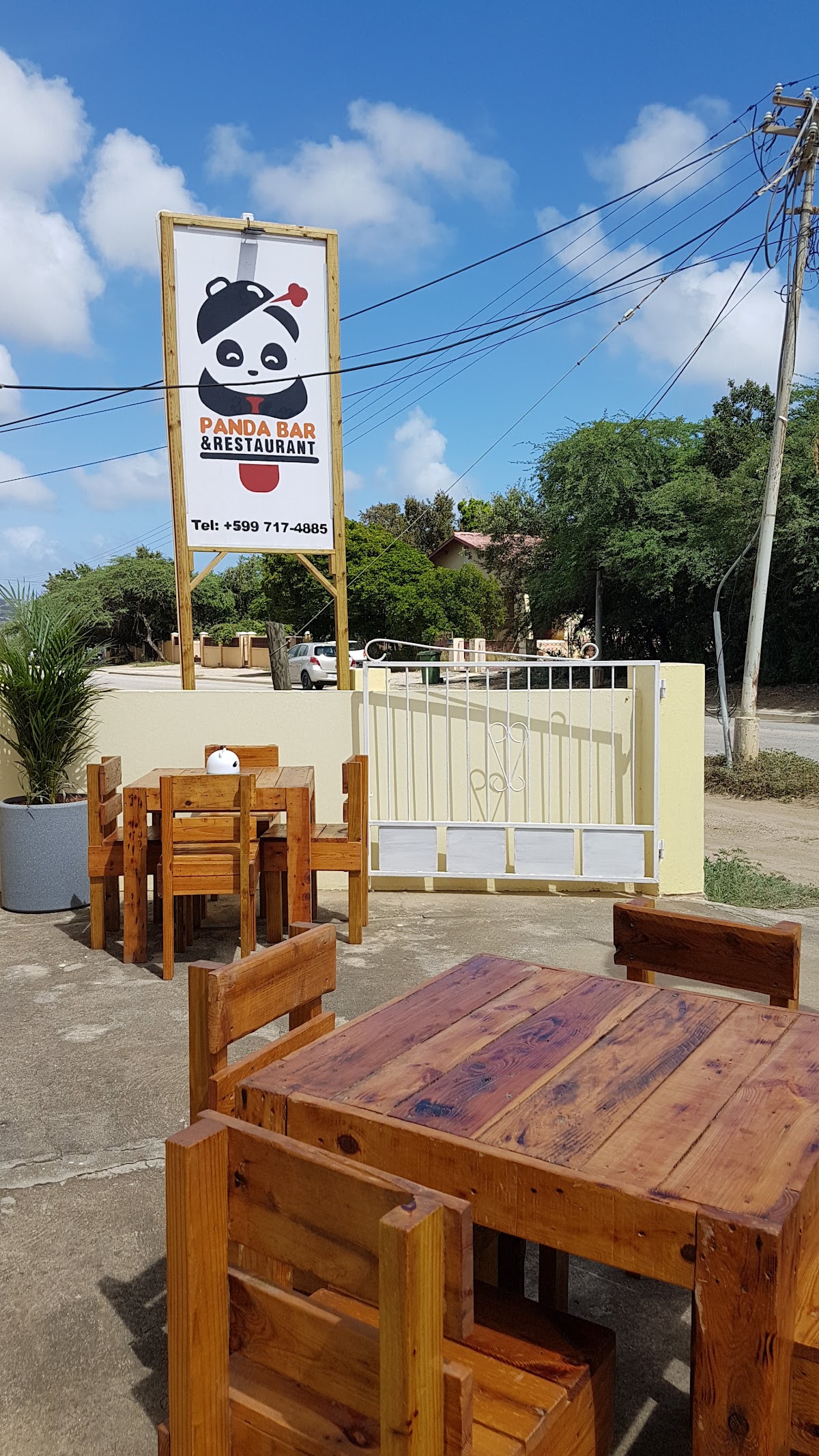 Panda Bar & Restaurant