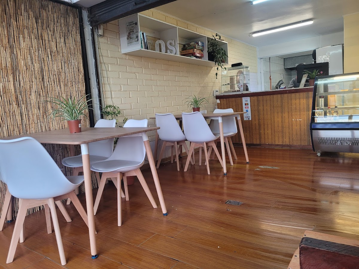 Pastelería y cafetería eos