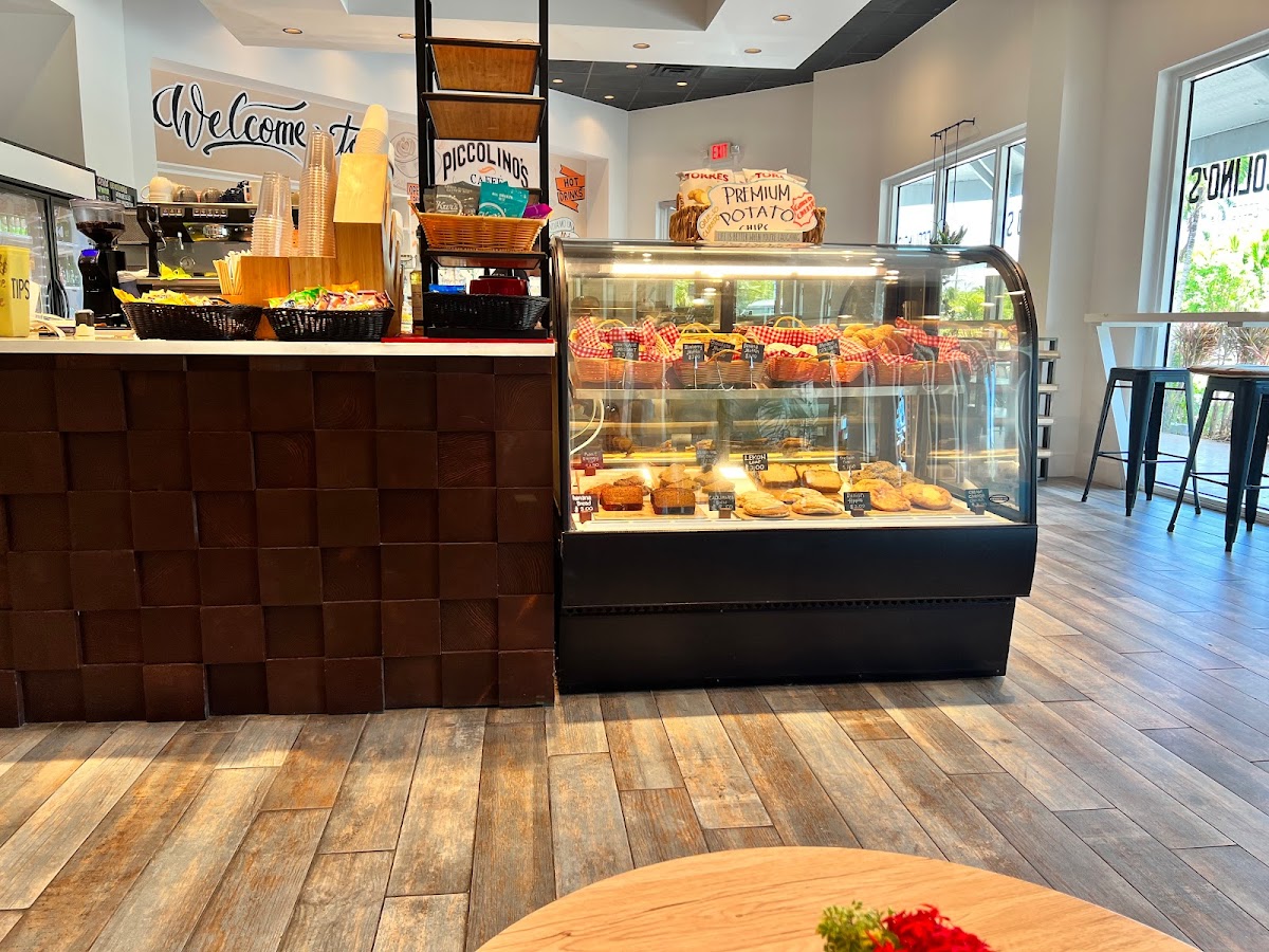 Piccolino’s Cafe