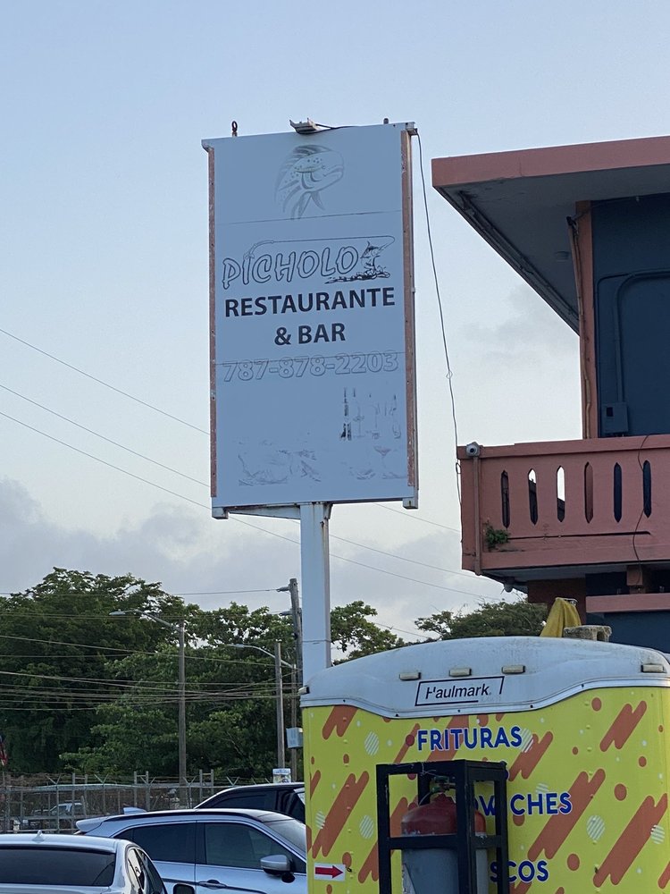 Picholo Restaurant & Bar