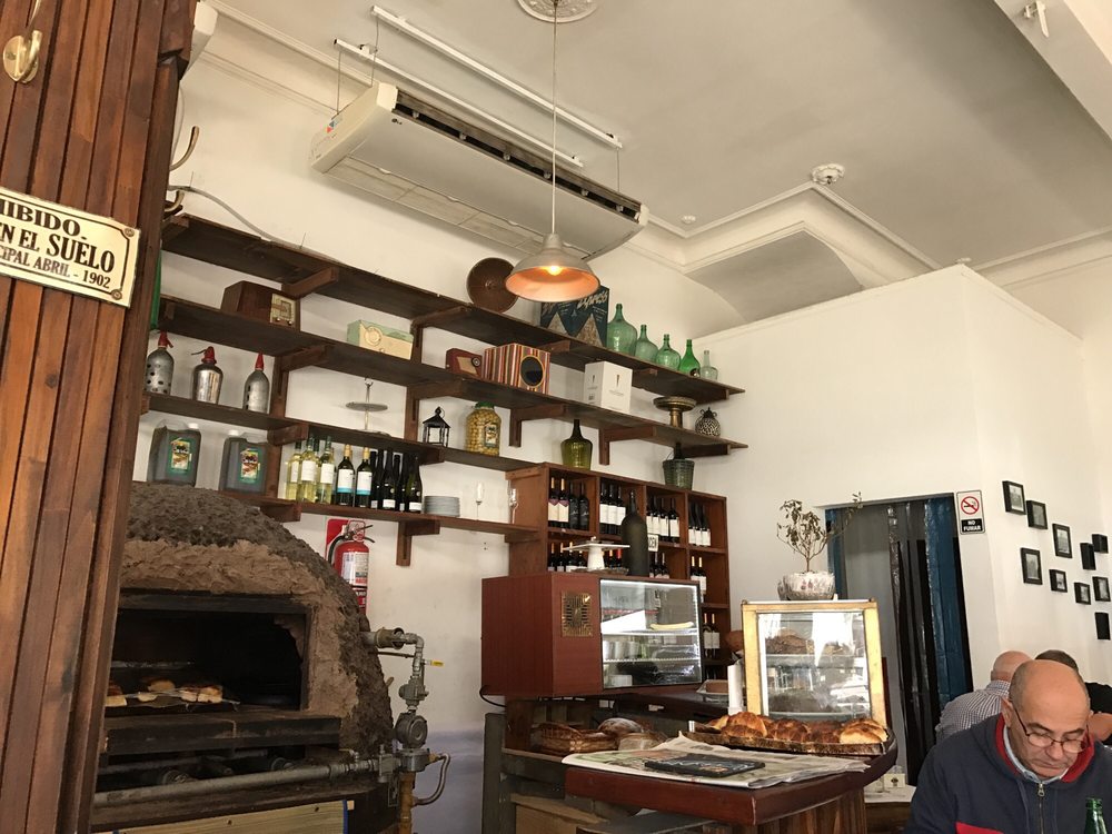 Planes Bistro
