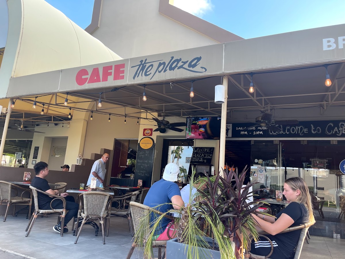 Plaza Cafe