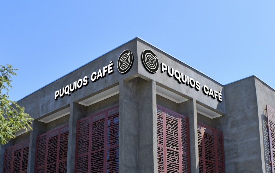 Puquios Café