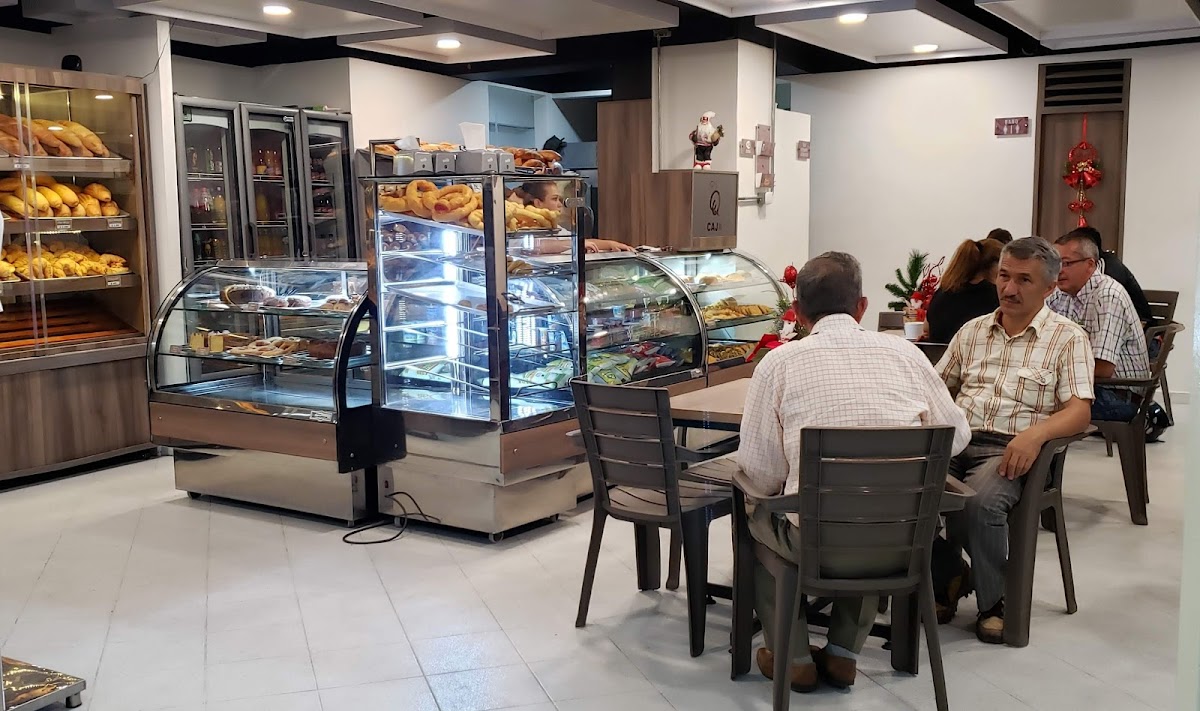 Quindipan Panadería & Cafetería