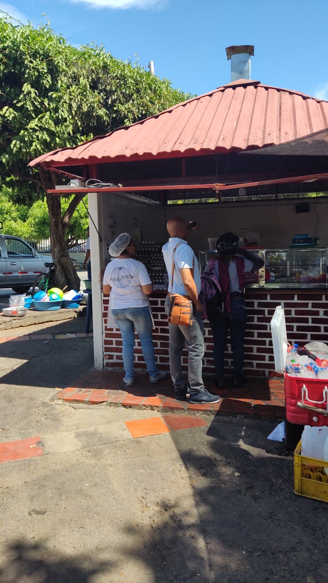 Quiosco popular de las arepas de huevo