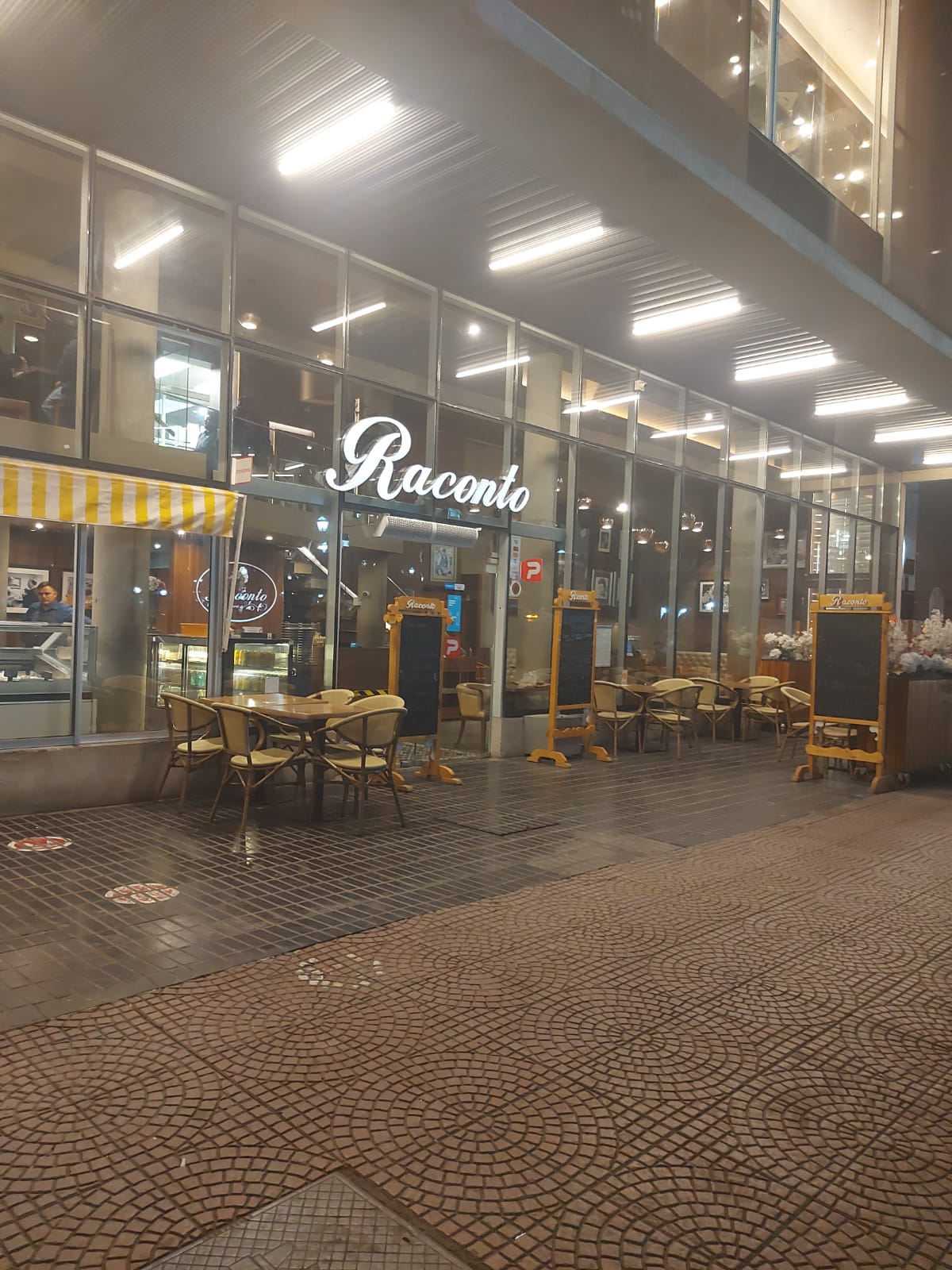 Raconto Café & Restaurant