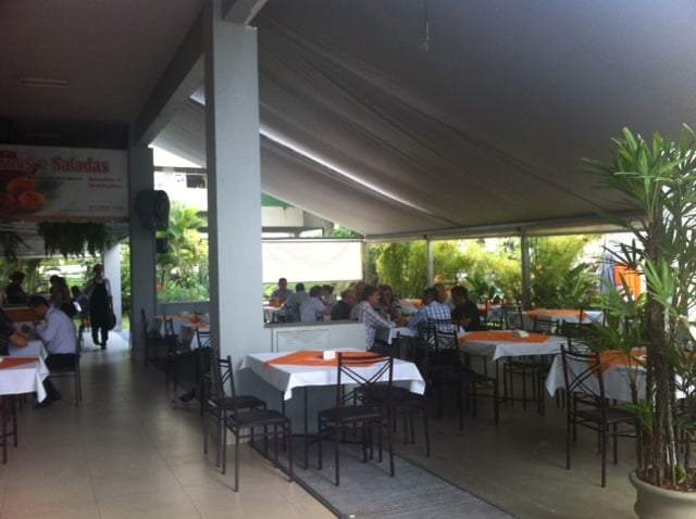 Restaurante Carnes & Saladas