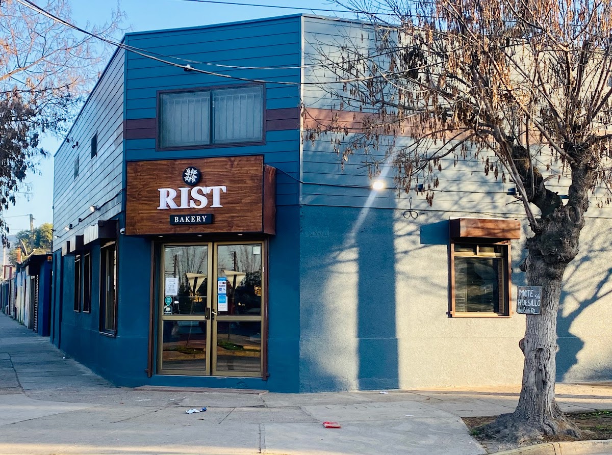 Rist Bakery