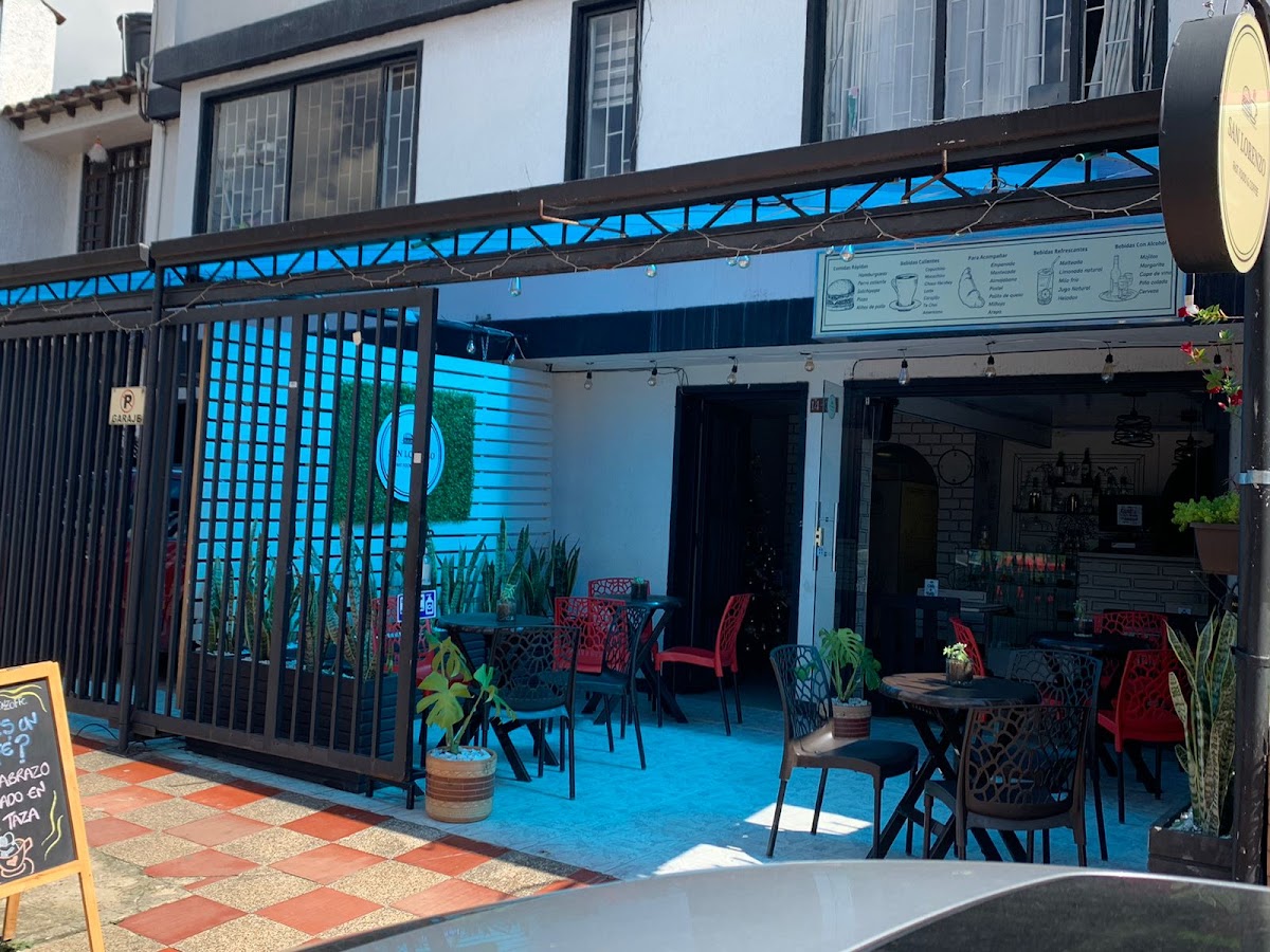 SAN LORENZO FAST FOOD & COFFEE
