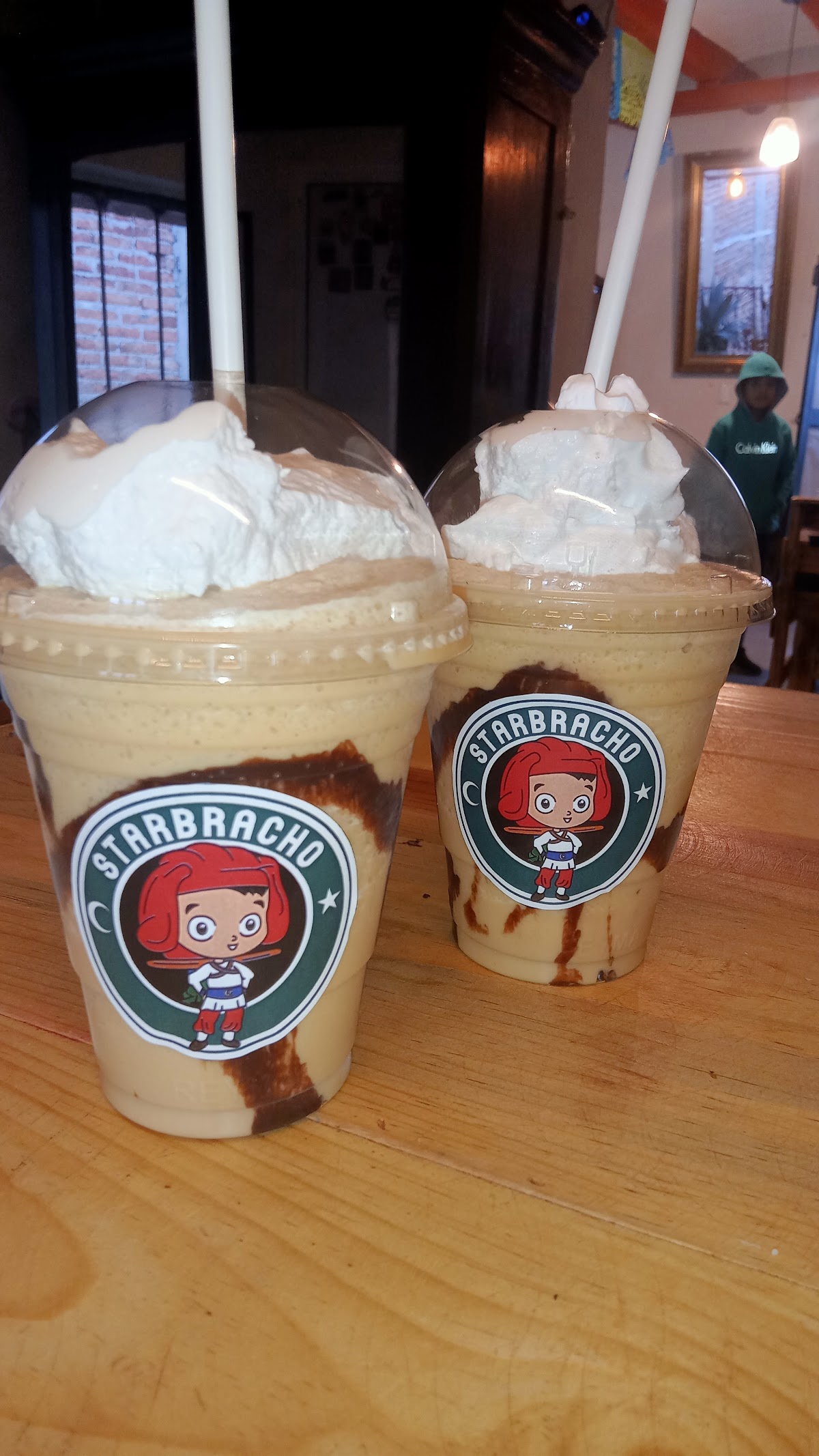 STARBRACHO CAFÉ