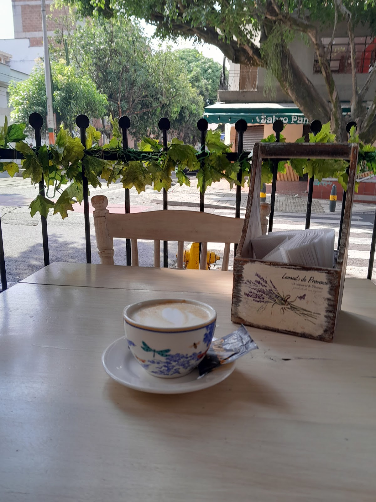 Saint Martin - Café Gelato Panaderia
