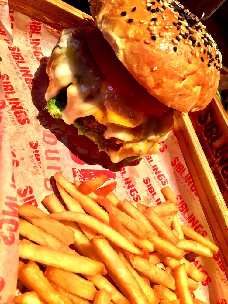 Siblings Burger and wings