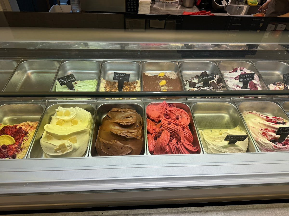 Simple Cafe & Gelato