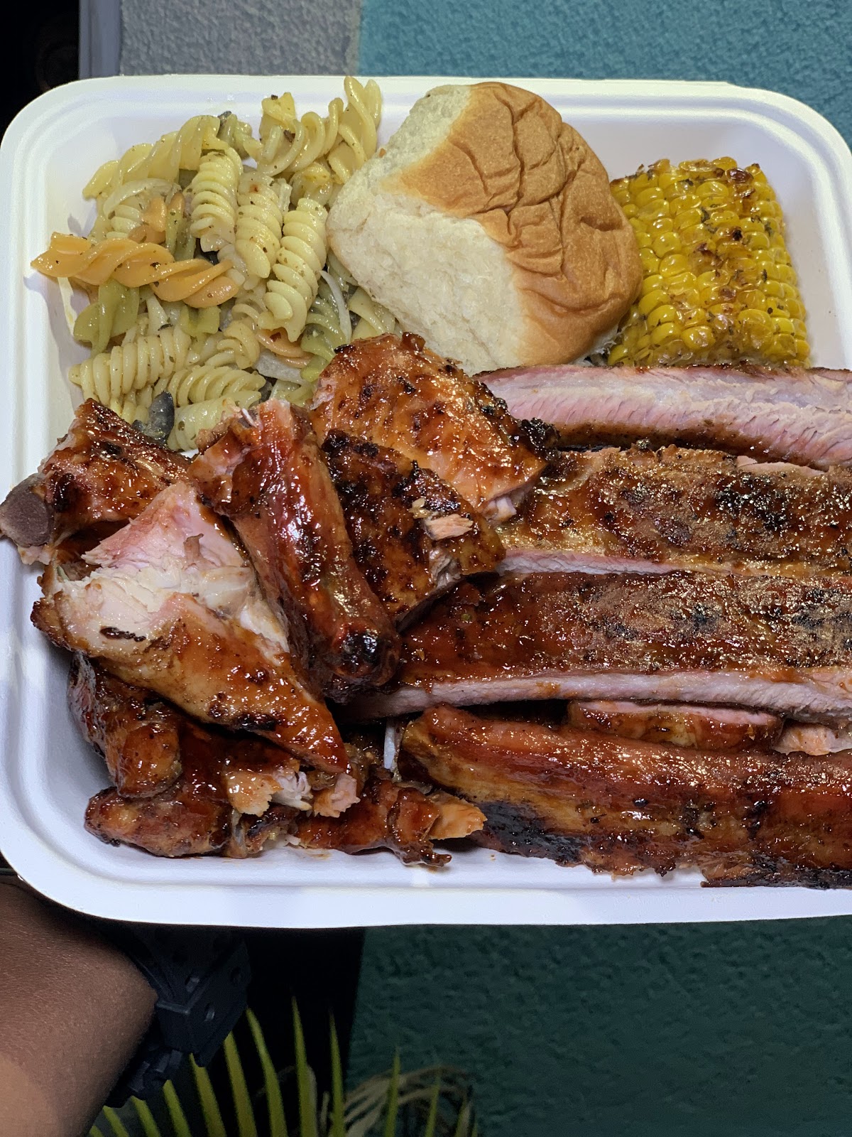 Simply BBQ Bahamas
