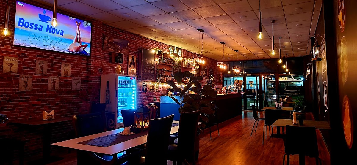 Spice 'n Lime Grand Café